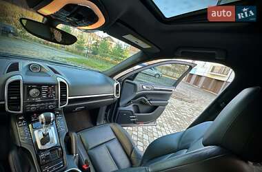 Позашляховик / Кросовер Porsche Cayenne 2014 в 