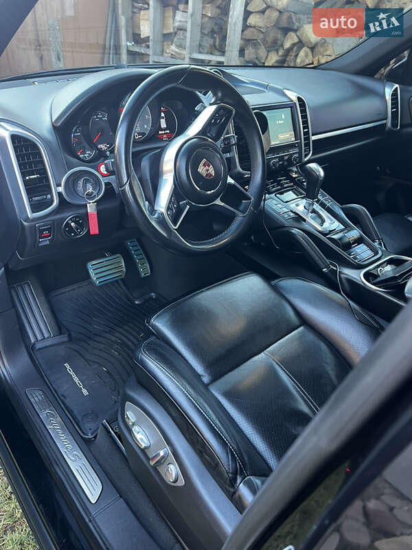 Внедорожник / Кроссовер Porsche Cayenne 2014 в Коломые