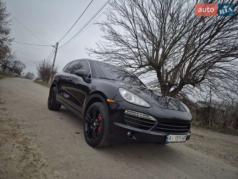 Позашляховик / Кросовер Porsche Cayenne 2010 в Борисполі