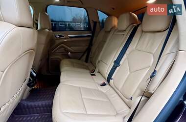 Позашляховик / Кросовер Porsche Cayenne 2013 в 