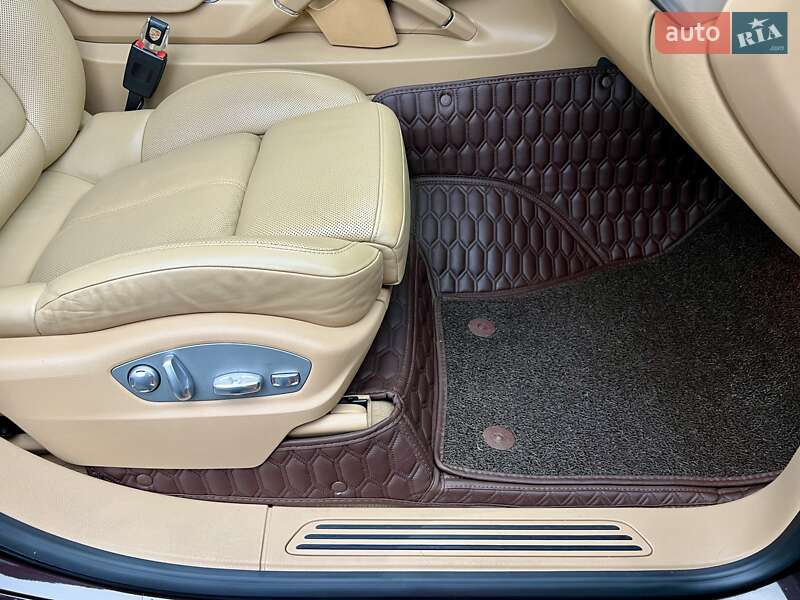 Внедорожник / Кроссовер Porsche Cayenne 2013 в Киеве