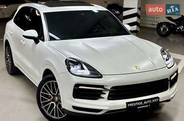 Позашляховик / Кросовер Porsche Cayenne 2019 в Києві