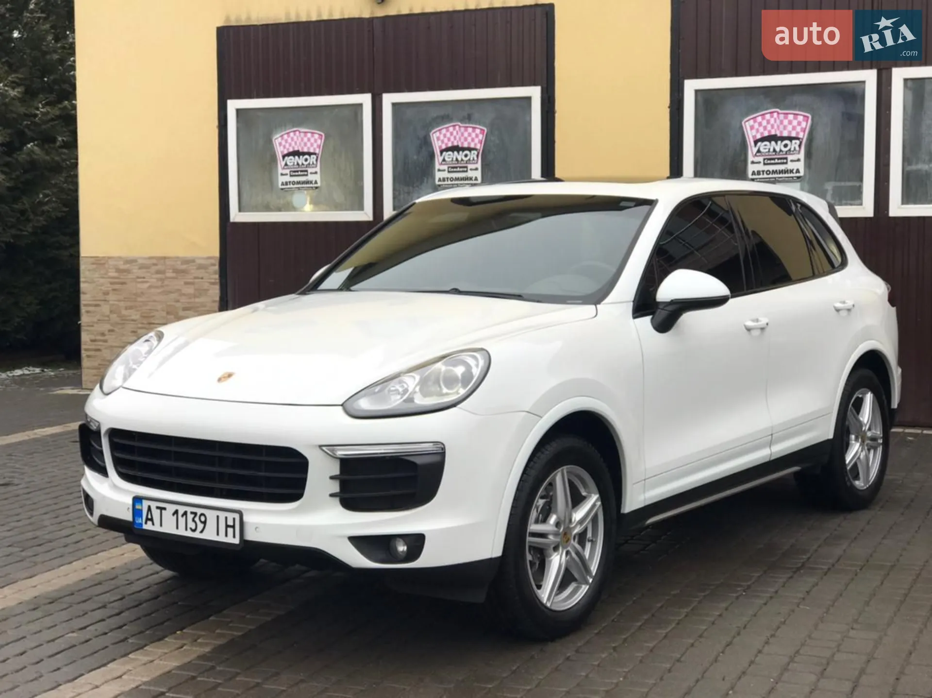 2017 Porsche Cayenne - мініатюра 19