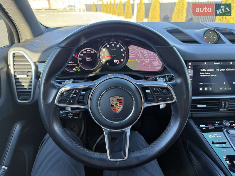Позашляховик / Кросовер Porsche Cayenne 2019 в Одесі