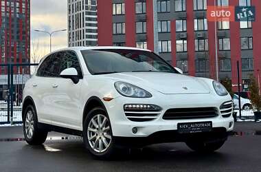 Позашляховик / Кросовер Porsche Cayenne 2011 в Києві