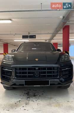 Позашляховик / Кросовер Porsche Cayenne 2023 в Києві