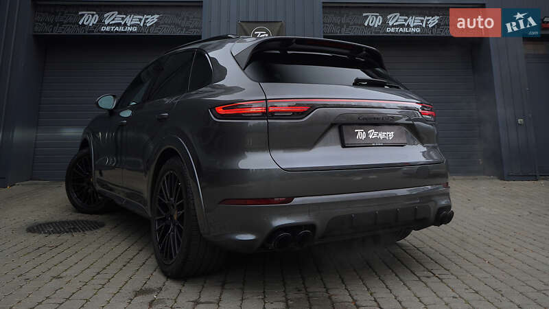 Позашляховик / Кросовер Porsche Cayenne 2022 в Львові