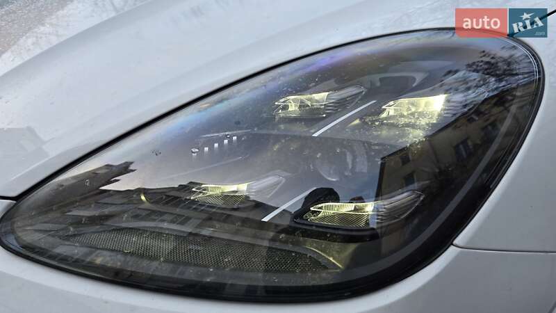 Внедорожник / Кроссовер Porsche Cayenne 2019 в Хмельницком