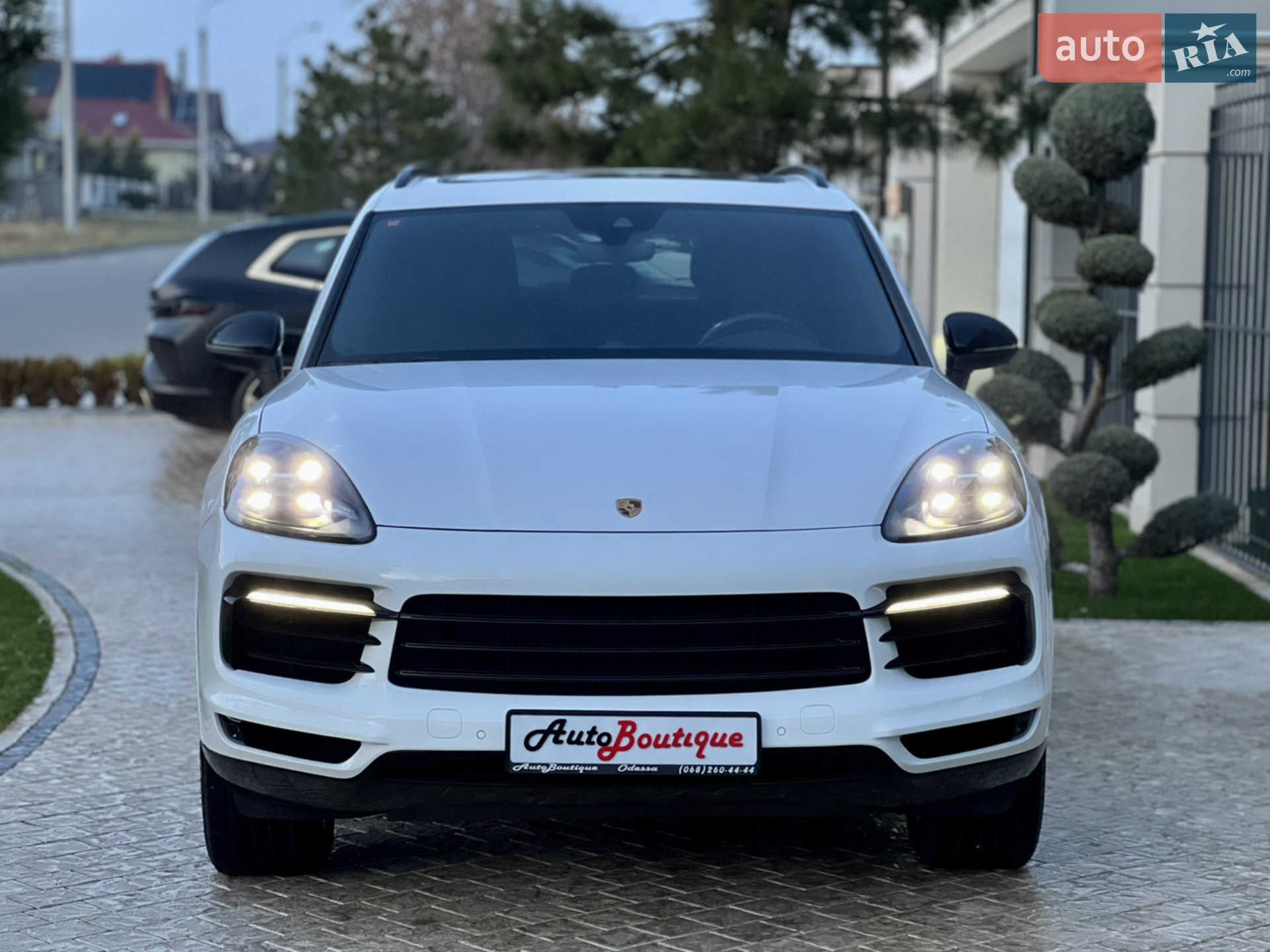 2018 Porsche Cayenne - мініатюра 4