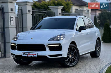 Позашляховик / Кросовер Porsche Cayenne 2018 в Одесі