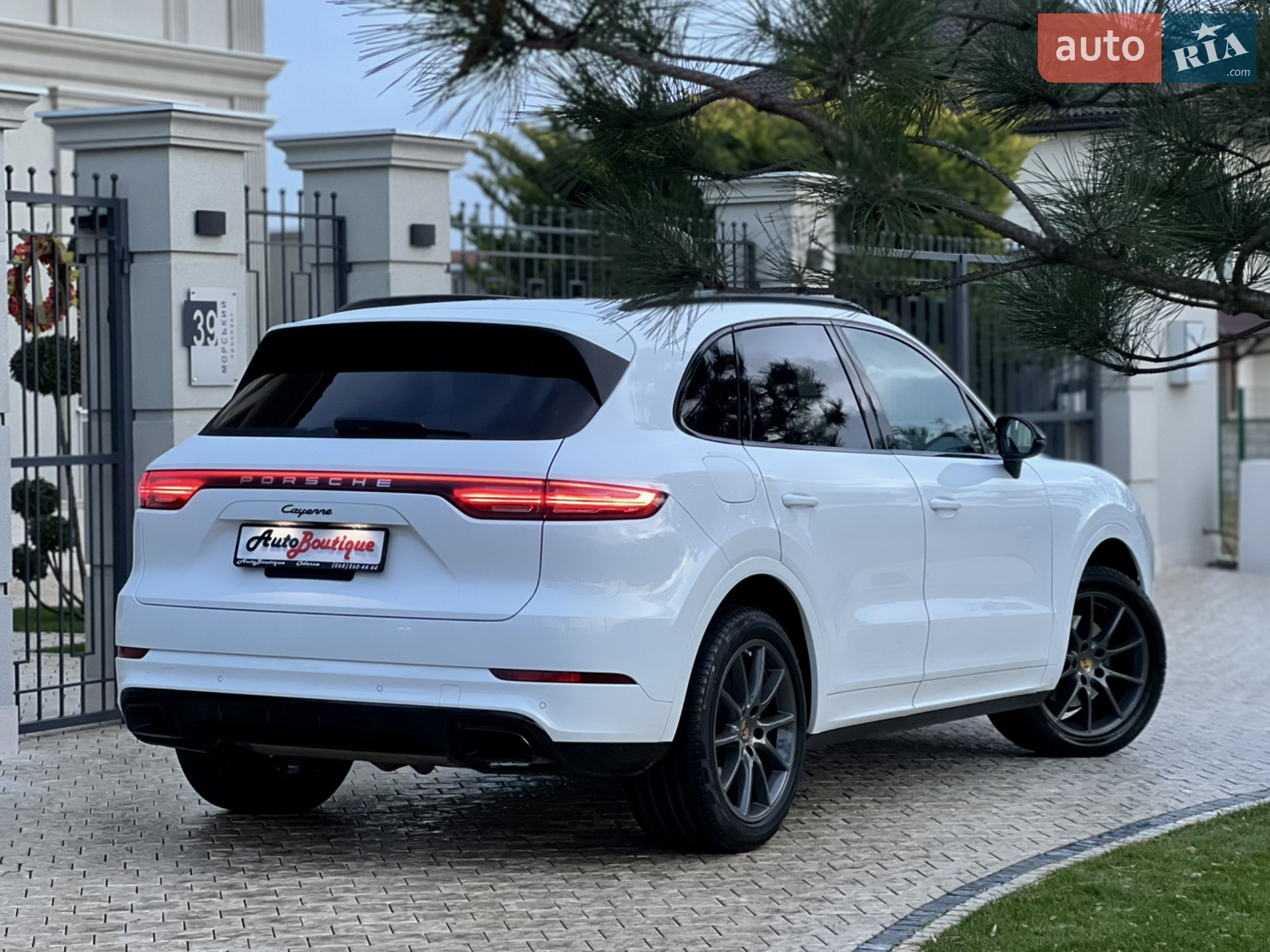 2018 Porsche Cayenne - мініатюра 18