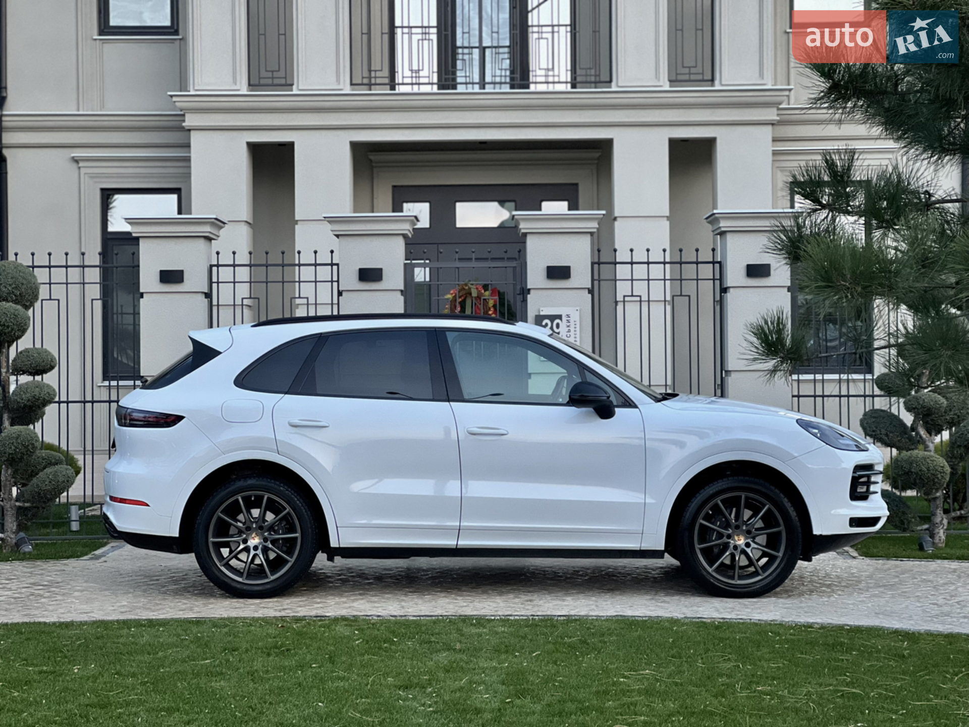 2018 Porsche Cayenne - мініатюра 20