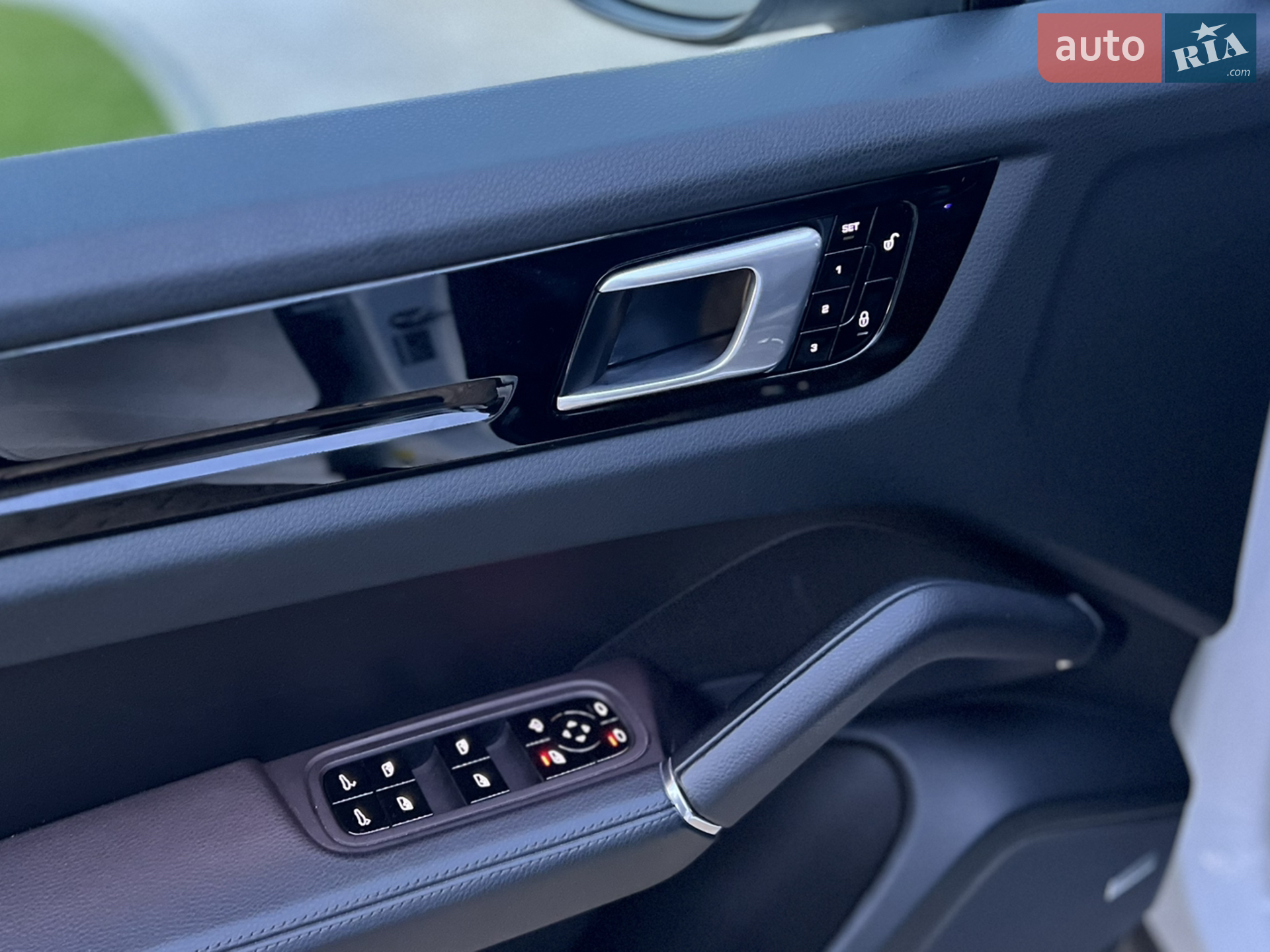 2018 Porsche Cayenne - мініатюра 29