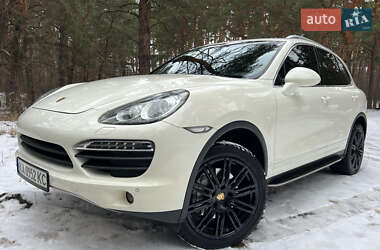 Внедорожник / Кроссовер Porsche Cayenne 2011 в Киеве