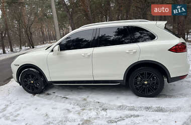 Внедорожник / Кроссовер Porsche Cayenne 2011 в Киеве