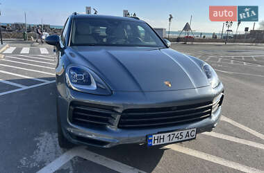 Внедорожник / Кроссовер Porsche Cayenne 2018 в Одессе