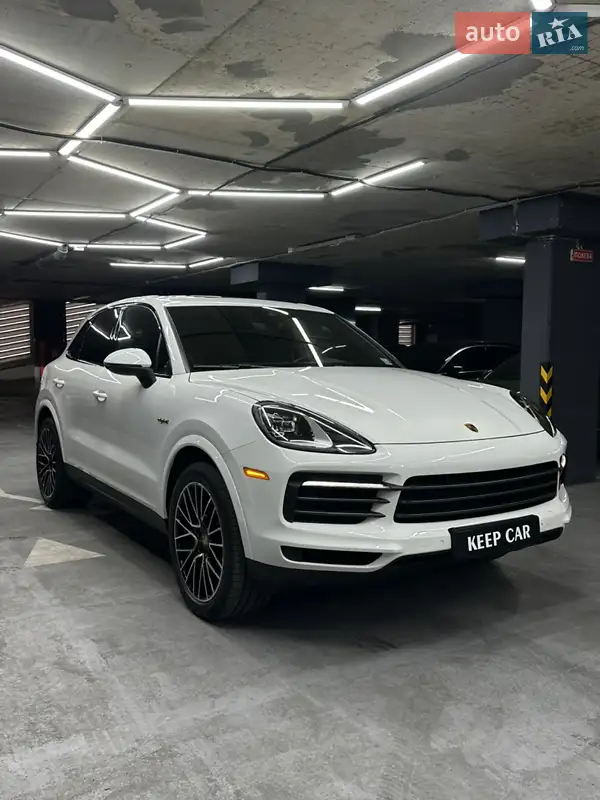 Внедорожник / Кроссовер Porsche Cayenne 2022 в 