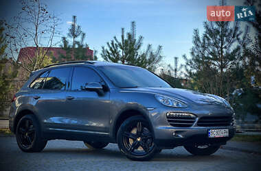 Позашляховик / Кросовер Porsche Cayenne 2013 в Івано-Франківську