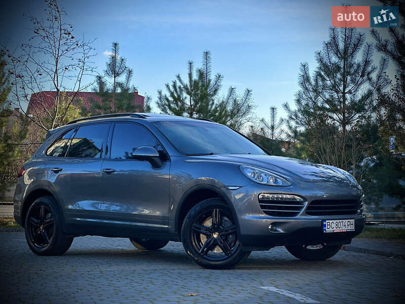 Позашляховик / Кросовер Porsche Cayenne 2013 в Івано-Франківську