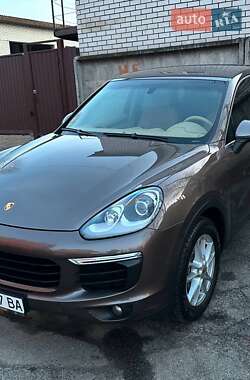 Позашляховик / Кросовер Porsche Cayenne 2015 в Києві