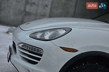 Позашляховик / Кросовер Porsche Cayenne 2012 в Львові