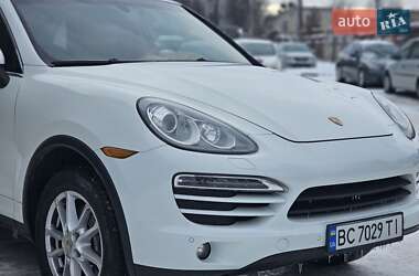 Позашляховик / Кросовер Porsche Cayenne 2012 в Львові