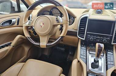 Позашляховик / Кросовер Porsche Cayenne 2012 в Львові