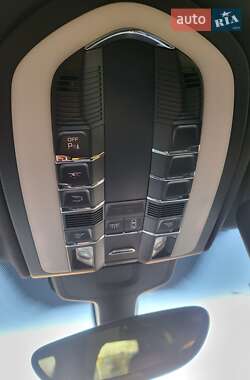 Внедорожник / Кроссовер Porsche Cayenne 2013 в 