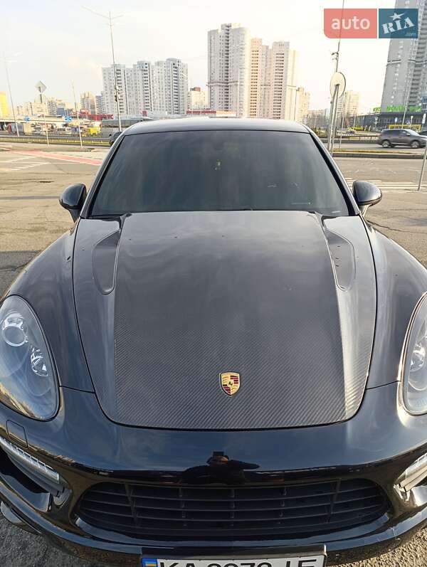 Позашляховик / Кросовер Porsche Cayenne 2013 в Києві