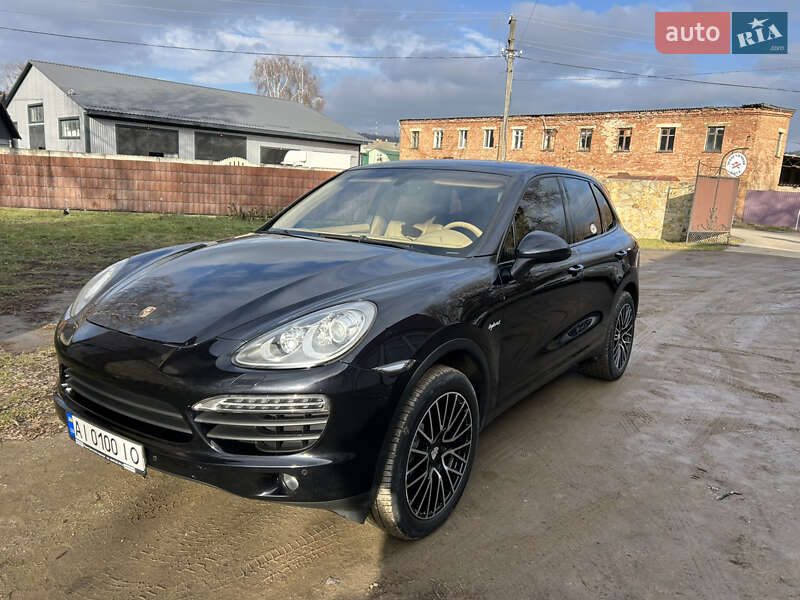 Позашляховик / Кросовер Porsche Cayenne 2012 в Могилів-Подільському