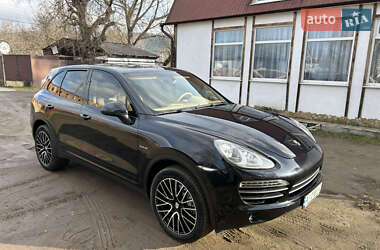 Позашляховик / Кросовер Porsche Cayenne 2012 в Могилів-Подільському