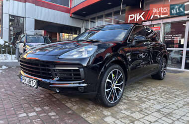 Внедорожник / Кроссовер Porsche Cayenne 2019 в 