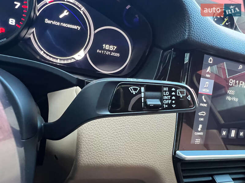 Позашляховик / Кросовер Porsche Cayenne 2019 в Львові