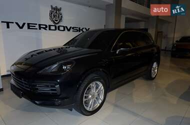 Позашляховик / Кросовер Porsche Cayenne 2021 в Одесі