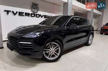 Позашляховик / Кросовер Porsche Cayenne 2021 в Одесі