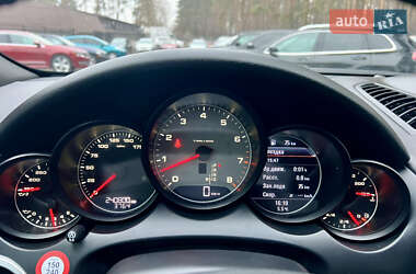 Позашляховик / Кросовер Porsche Cayenne 2011 в 