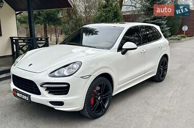 Позашляховик / Кросовер Porsche Cayenne 2010 в Києві