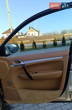 Внедорожник / Кроссовер Porsche Cayenne 2006 в 