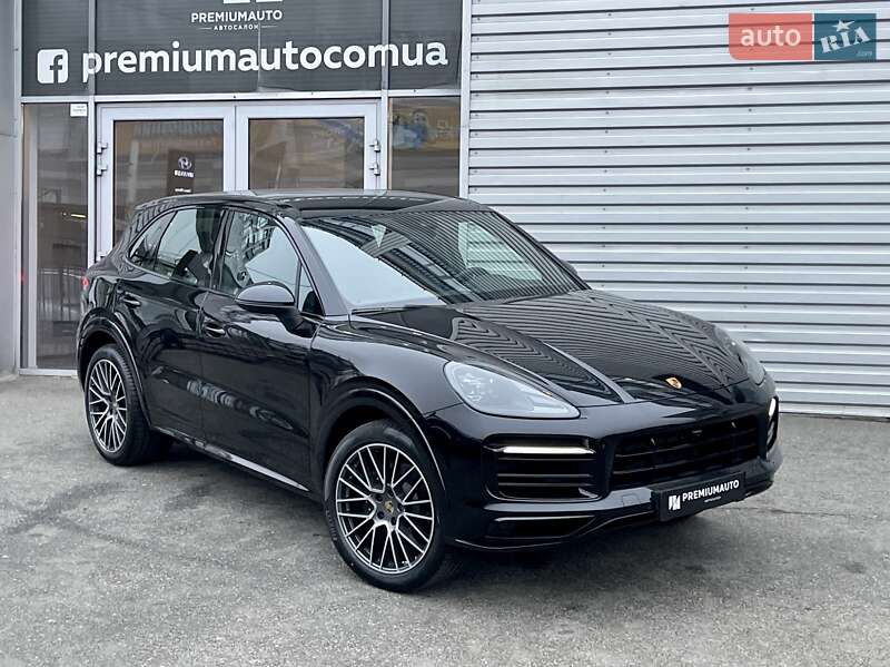Porsche Cayenne 2022