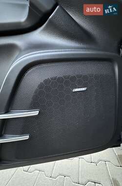 Внедорожник / Кроссовер Porsche Cayenne 2012 в 