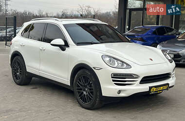 Позашляховик / Кросовер Porsche Cayenne 2013 в Чернівцях