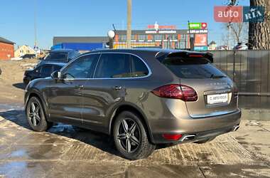 Позашляховик / Кросовер Porsche Cayenne 2012 в Києві