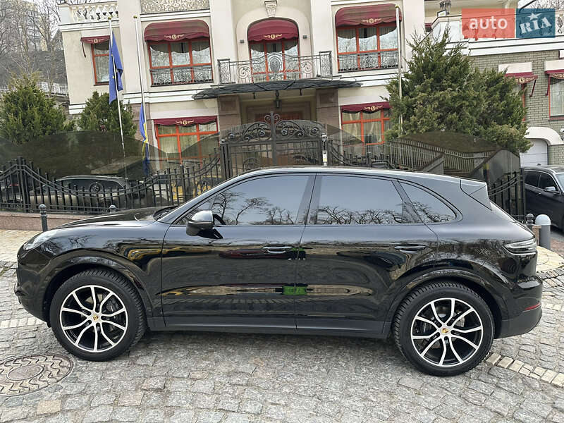 Позашляховик / Кросовер Porsche Cayenne 2019 в Києві