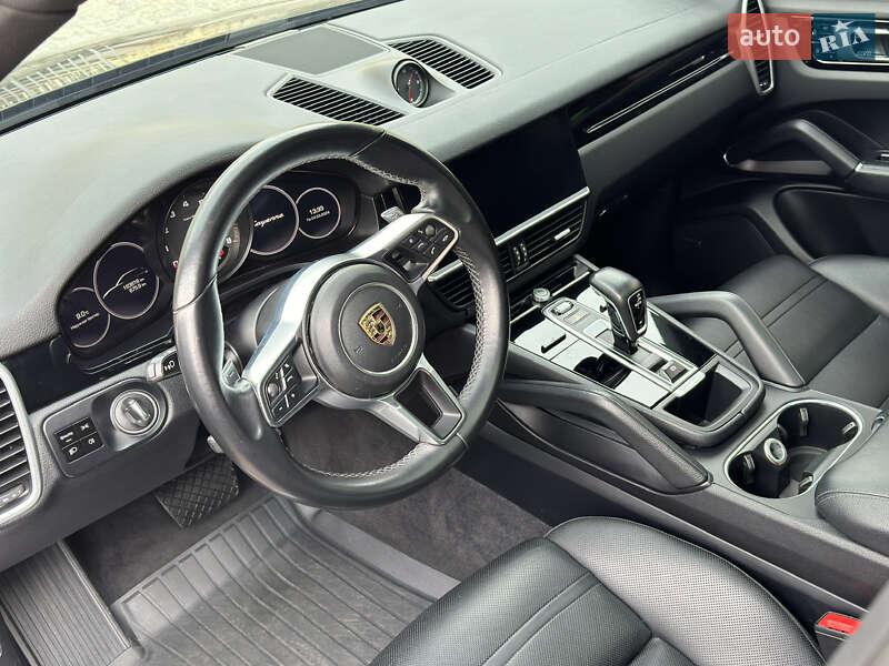 Позашляховик / Кросовер Porsche Cayenne 2019 в Києві
