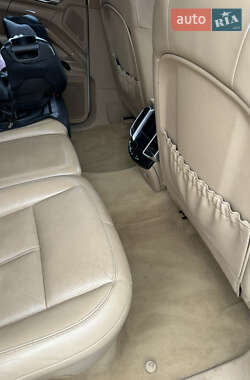 Внедорожник / Кроссовер Porsche Cayenne 2010 в 