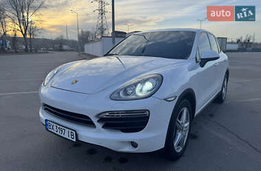 Позашляховик / Кросовер Porsche Cayenne 2014 в Києві