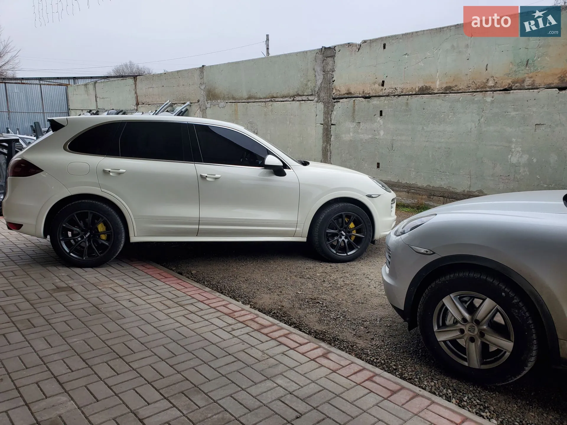 2011 Porsche Cayenne - мініатюра 3