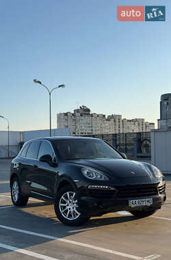 Позашляховик / Кросовер Porsche Cayenne 2012 в Чернівцях