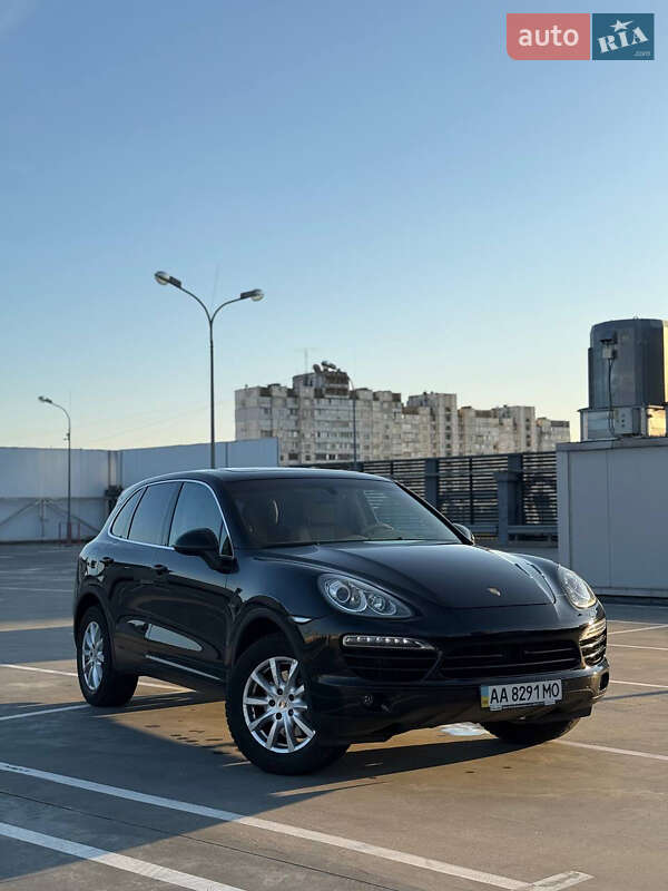 Внедорожник / Кроссовер Porsche Cayenne 2012 в Черновцах фото 5 Внедорожник / Кроссовер Porsche Cayenne 2012 в Черновцах