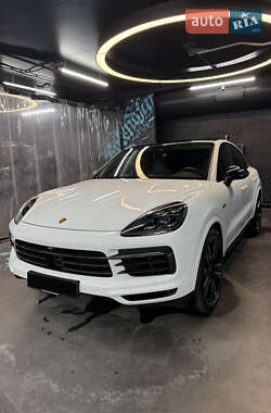 Позашляховик / Кросовер Porsche Cayenne 2022 в Києві